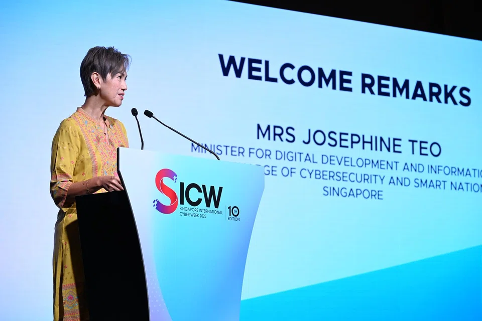 Singapura, Josephine Teo, ancaman siber