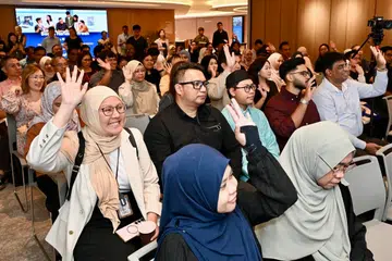 Berita harian, kompak