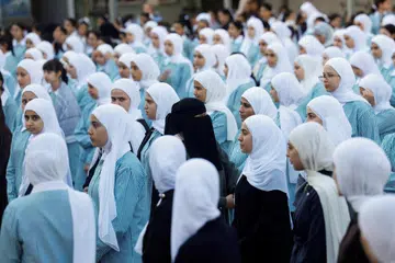 Pelajar Palestin kembali ke sekolah pada permulaan tahun akademik baru di perkampungan Qusra, Tebing Barat yang diduduki Israel, pada 6 September 2026. Institusi pendidikan Palestin menggantung atau menjadualkan semula kelas pada 7 Oktober susulan kebimbangan terhadap ketegangan dan keselamatan sempena ulang tahun ketiga perang Gaza