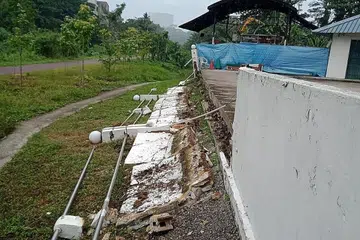 Foto pembaca Berita Harian