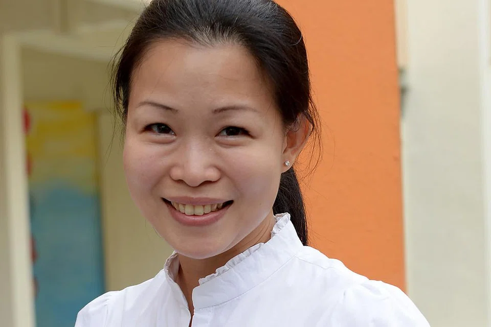 AP GRC Tampines, Cik Cheng Li Hui.