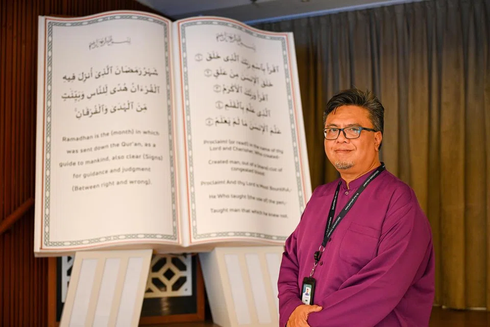 PERSIAPAN HARI TUA: Suhaimi Yusof menganggap kerjayanya dengan Jamiyah Singapura sebagai ‘saham akhirat’ apatah lagi dengan usia yang sudah mencapai separuh abad.