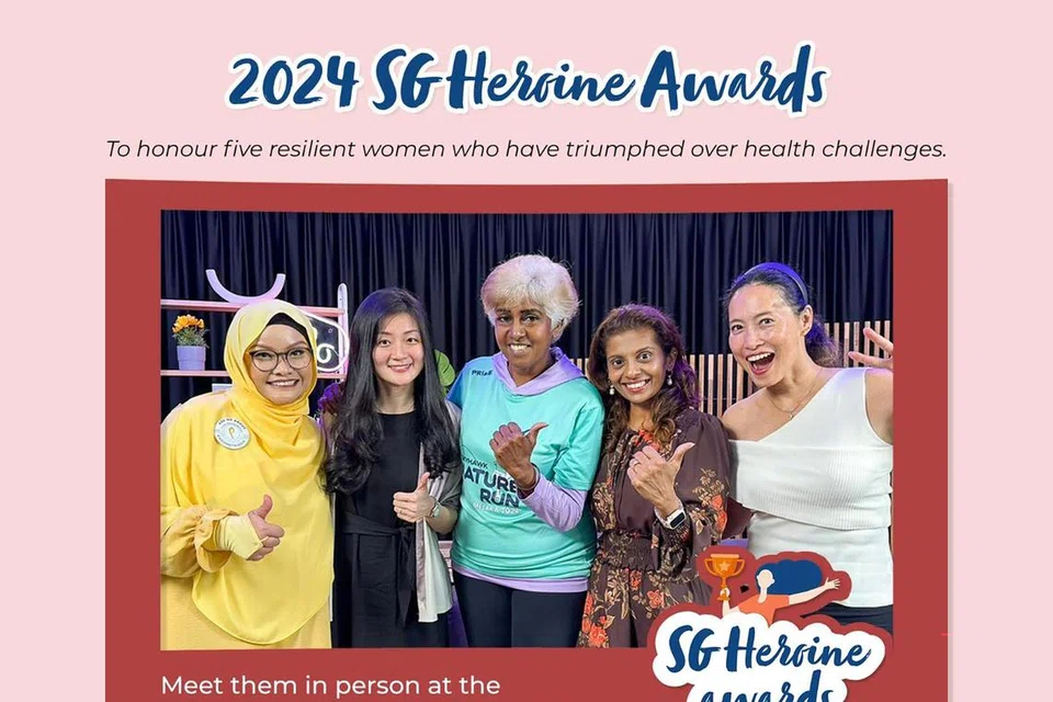 Cik Namira Mohamad Marsudi (kiri) perintis pertubuhan, E for Endometriosis dan penerima Anugerah Heroin SG 24  di Festival Wanita SG, bersama-sama pemenang yang masing-masing berjuang demi kesihatan, iaitu (dari kiri) Cik Jasmine Tay, Cik Anchali Yeo, Cik Tracy Magesh dan Cik Dominique Low.