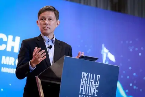 Menteri Pendidikan, Encik Chan Chun Sing, mengumumkan Laluan Kemahiran baru untuk Keselamatan Siber, di Forum SkillsFuture 2024, pada 9 Julai. 