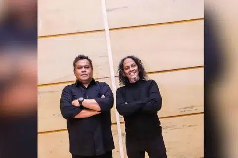 black, eddie, wings