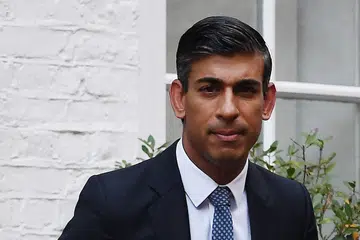 ENCIK SUNAK: Langkah Encik Johnson menarik diri membuka jalan bagi bekas menteri kewangan berusia 42 tahun ini menjadi perdana menteri baru Britain. - Foto EPA-EFE