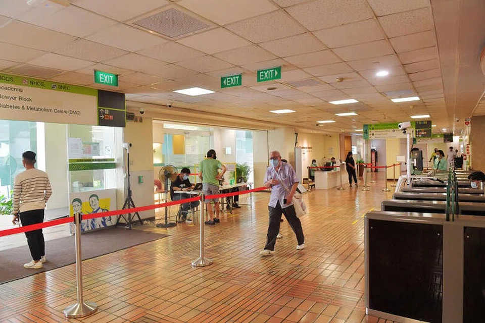 Foto BH oleh ALPHONSUS CHERN