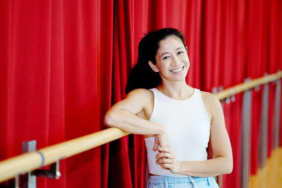 Munah Bagharib, La Luna, Pesta Raya, Esplanade