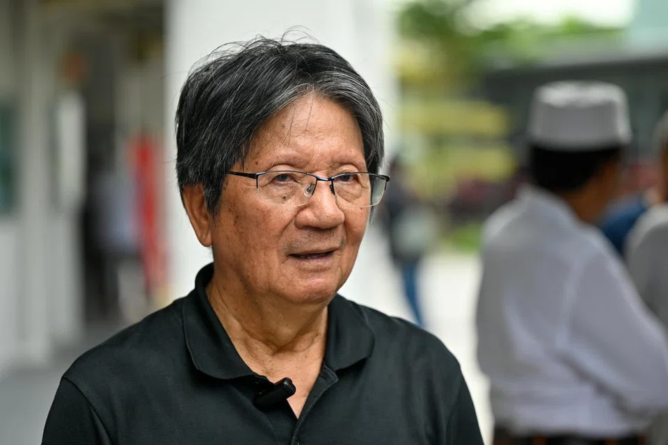 Bekas kapten dan penyerang bola sepak negara, Quah Kim Song, berkata Allahyarham Haslir Ibrahim merupakan pemain yang handal dan sentiasa memberikan yang terbaik buat pasukan dan negara.