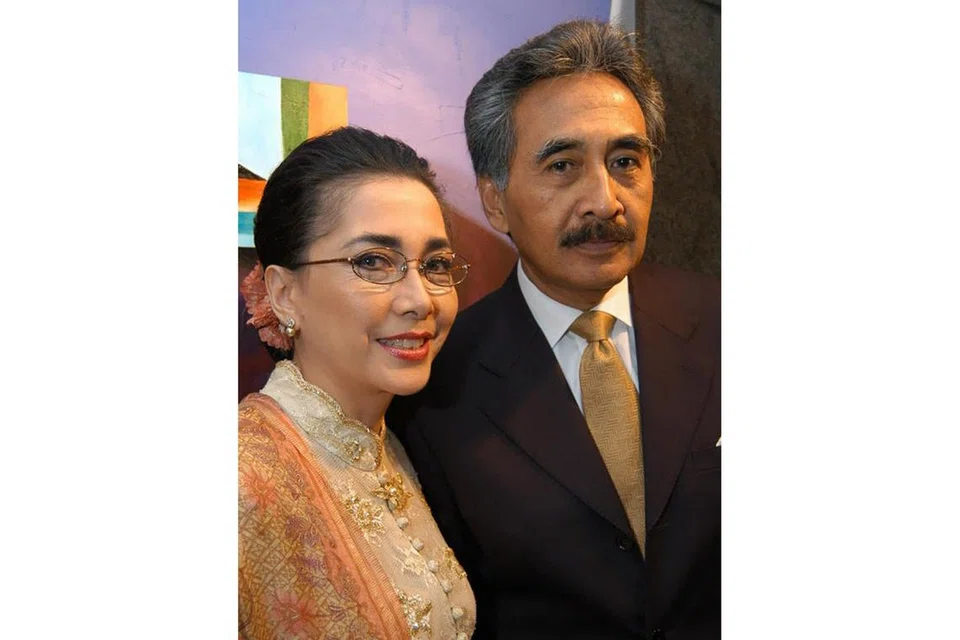 CINTA IKONIK: Widyawati dan Sophaan Sophian yang bertemu di set filem 'Pengantin Remaja' bernikah tidak sampai setahun selepas filem ditayangkan. - Foto-foto INSTAGRAM INDONESIAN CELEB