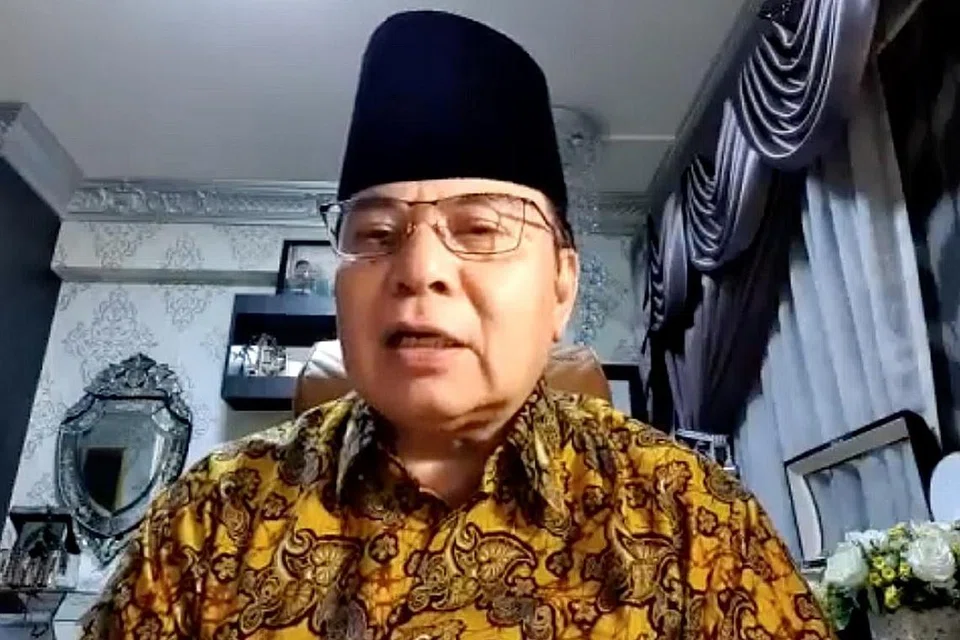 Ustaz Ahmad Dahri.