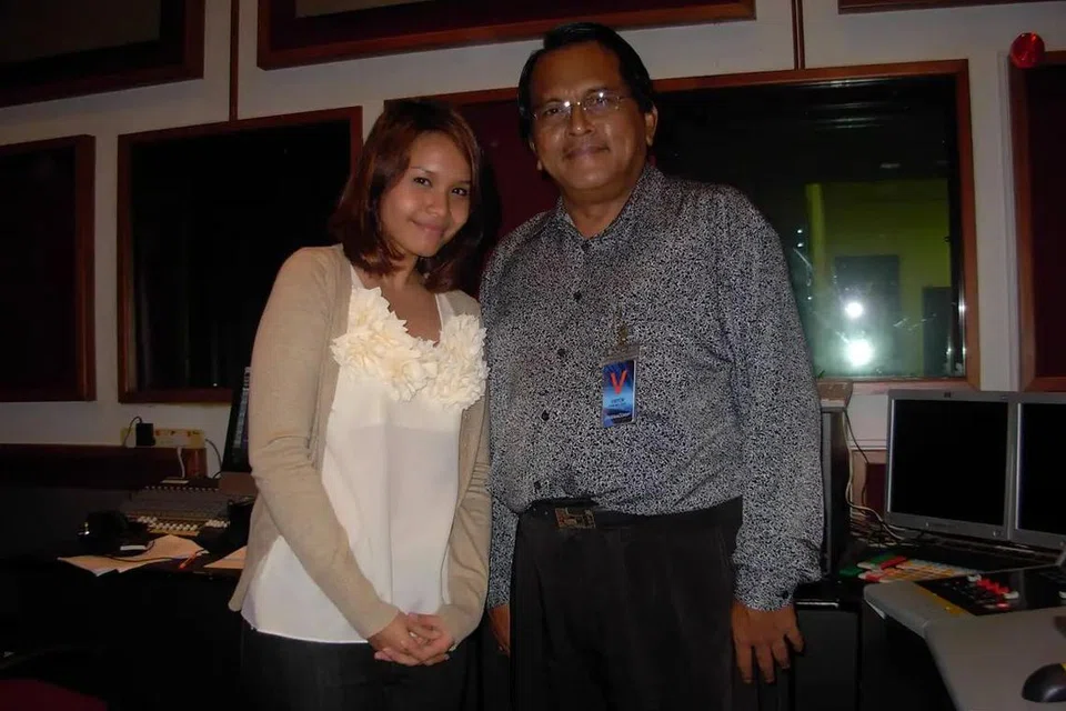 Farhana M. Noor teringat jasa pensyarahnya, M. Saffri A. Manaf, yang telah banyak mengasuhnya sehingga kini beliau berkecimpung dalam industri hiburan tanah air. 