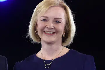 Cik Liz Truss