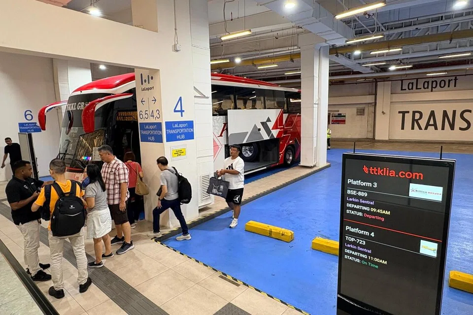 bas ekspres singapura KL
