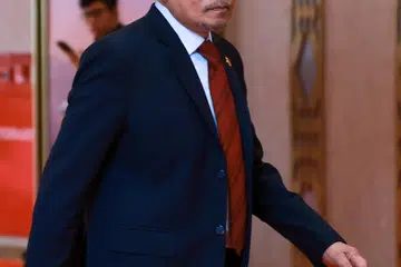 MAHU SELESAIKAN ISU AIR: Datuk Seri Anwar Ibrahim akan mengundang Ketua Menteri Sabah dan Menteri Besar Kelantan untuk cari jalan penyelesaian isu bekalan air di dua negeri berkenaan.