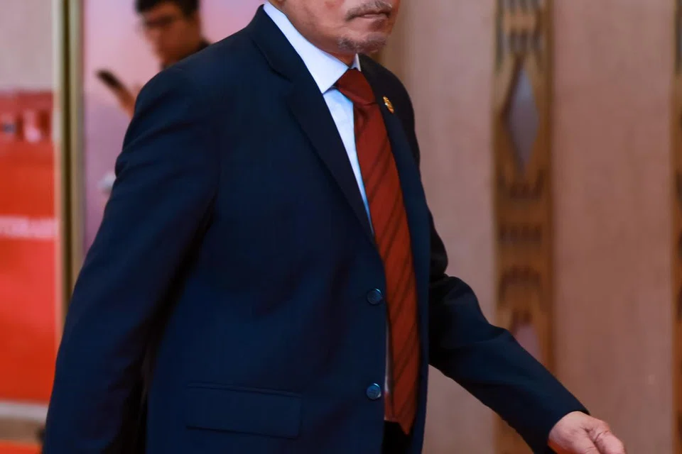 MAHU SELESAIKAN ISU AIR: Datuk Seri Anwar Ibrahim akan mengundang Ketua Menteri Sabah dan Menteri Besar Kelantan untuk cari jalan penyelesaian isu bekalan air di dua negeri berkenaan.