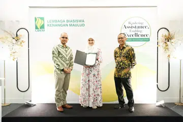 PELUANG MEMIMPIN: Cik Salwa Sanaullah Khan merasakan bahawa peluang memimpin rakan-rakannya membuatnya lebih bersedia untuk menghadapi rintangan masa depan.