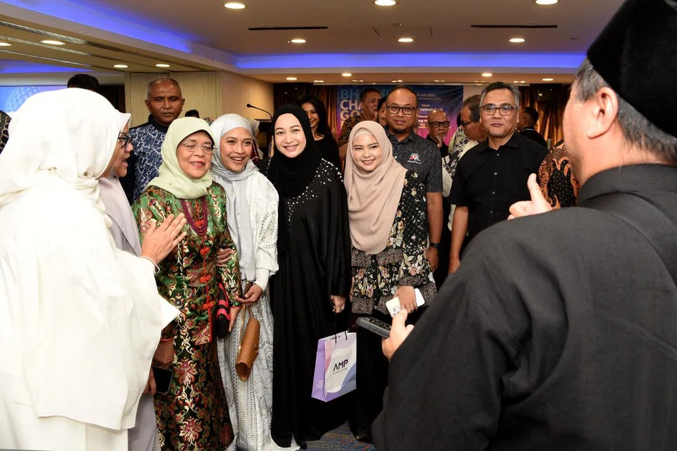 CF7FA604-B637-4D2E-8804-D9067F6BF415