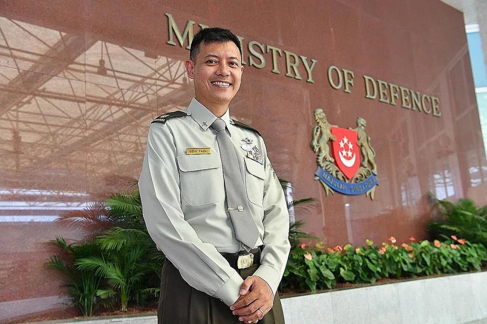 NAIK PANGKAT: Mulai lusa, Mejar (MAJ) Dzul Fazli Rosli akan dinaikkan pangkat ke Leftenan Kolonel (LTC). - Foto MINDEF