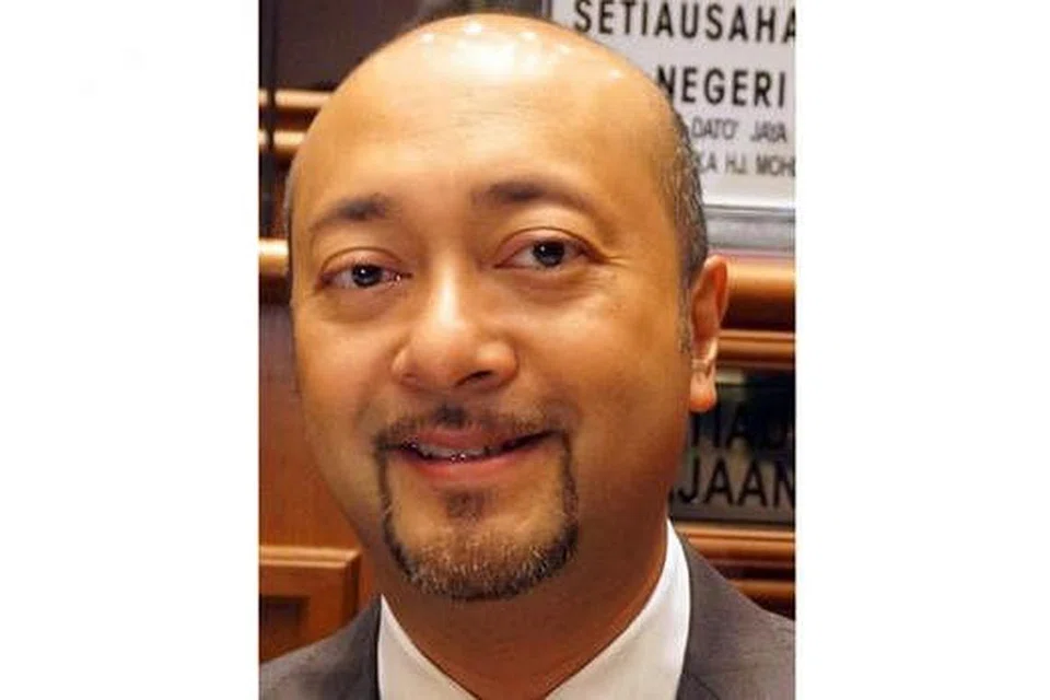 DATUK SERI MUKHRIZ MAHATHIR: Diminta berundur oleh 14 Ketua Umno Bahagian di Kedah