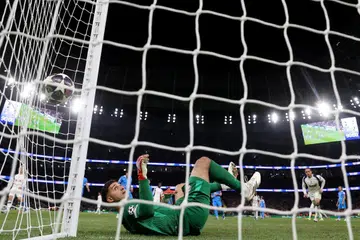 Liga Juara-Juara, UCL 2026, Liverpool vs Galatasaray, Atletico Madrid vs Tottenham, Arne Slot, Mohamed Salah, Suku Akhir UCL, Keputusan Bola Sepak Eropah