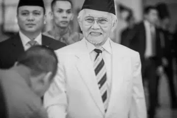 Mantan Ketua Menteri Sarawak selama 33 tahun, Allahyarham Tun Abdul Taib Mahmud, meninggalkan legasi kepimpinan yang tidak akan dilupakan rakyat Sarawak dan Malaysia. 