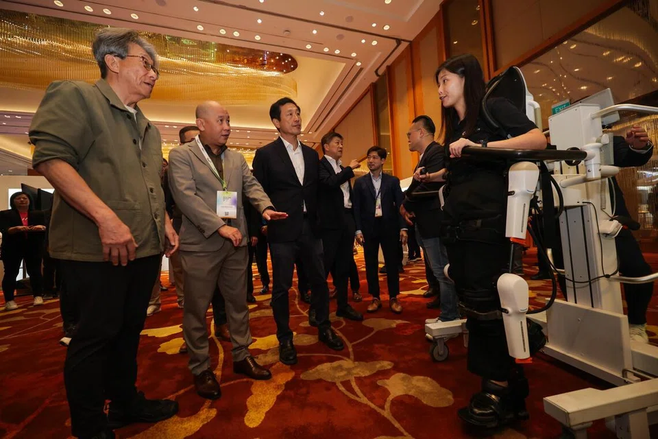 AI kesihatan Singapura, Model AI perubatan, penduduk menua, ‘Simfoni’ 
