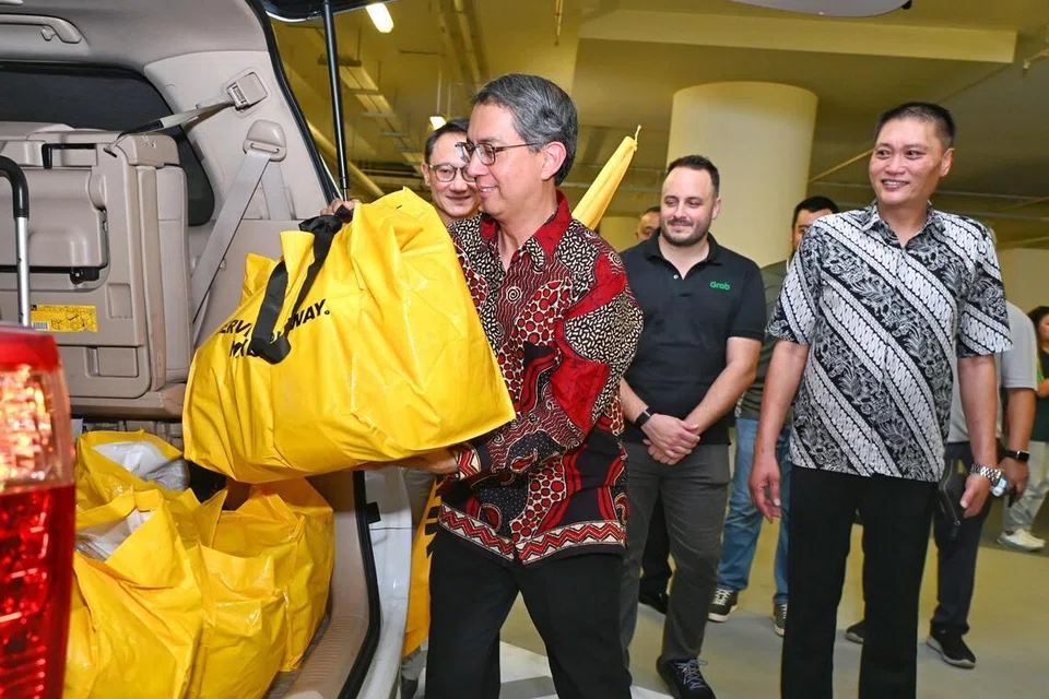 faishal ibrahim, maybank, grab