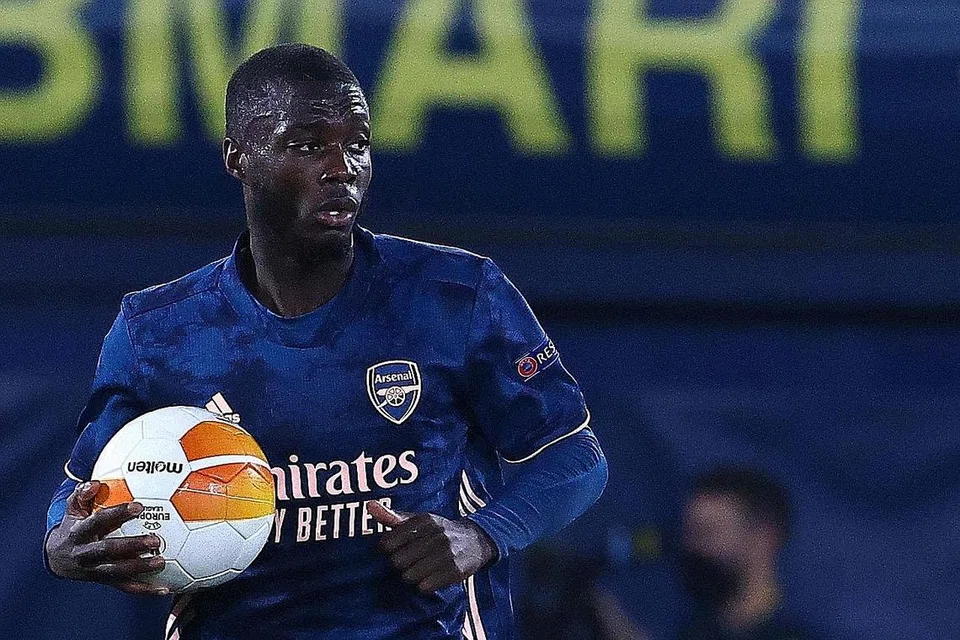 BERI HARAPAN: Nicolas Pepe menyempurnakan sepakan penalti minit ke-73, memberi harapan kepada Arsenal yang tewas 1-2 menentang Villarreal. - Foto AFP 