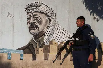 Dalam rundingan yang ditaja oleh Mesir pada lewat 2024, gerakan-gerakan Palestin - termasuk dua gerakan utama, Hamas dan Fatah - bersetuju untuk membentuk pasukan polis dengan kira-kira 10,000 pegawai. Separuh daripada mereka akan dilatih oleh Mesir manakala bakinya akan datang daripada pasukan polis sedia ada di Gaza.