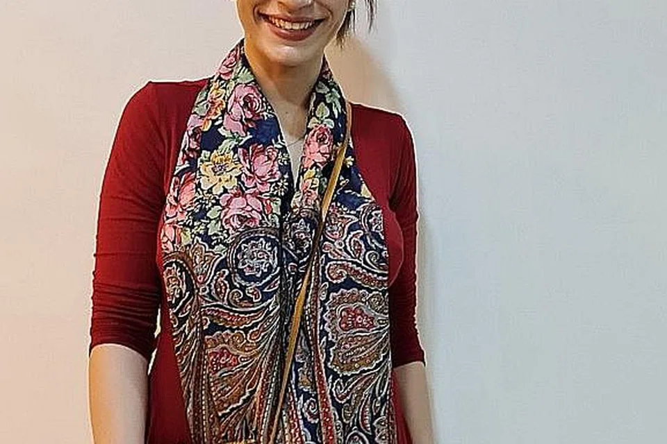 Cik Hanan Sahmoud, 28 tahun, (gambar atas) penerima biasiswa MFA.