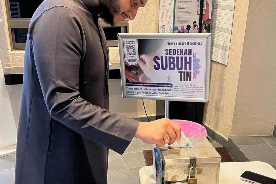 Derma untuk kempen ‘Aid For Gaza’ diadakan di masjid di serata Singapura. 