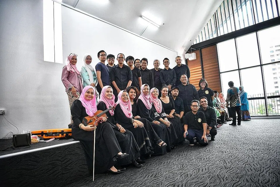 RENTAK BARU: Orkestra Melayu Singapura (OMS) merupakan antara dua kumpulan memperjuangkan seni dan warisan Melayu yang mendapat 'rumah baru' di Wisma Geylang Serai (WGS). Satu lagi ialah badan tidak mencari keuntungan, Creative Malay Arts and Culture (CMAC), yang bermatlamat memajukan seni dan budaya Melayu. - Foto BH oleh ARIFFIN JAMAR