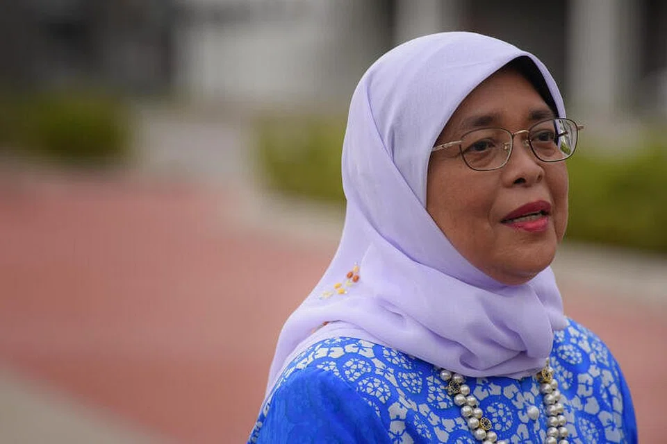 ANTARA TOKOH MUSLIM TERBILANG DUNIA: Presiden Halimah Yacob tersenarai di tangga ke-37 dalam senarai 500 Muslim Paling Berpengaruh yang dikumpulkan Pusat Pengajian Strategik Islam Diraja di Jordan. - Foto FAIL