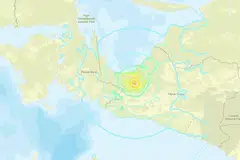 Pusat gempa terletak 28 kilometer di selatan bandar Nabire, Papua. Ketua Mitigasi Gempa Bumi dan Tsunami, Daryono, berkata di platform X bahawa sebanyak 50 gempa susulan direkodkan sehingga jam 7.30 pagi waktu Jakarta, dengan yang terbesar berukuran 5.1 magnitud.