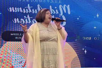  Asmiyati Asbah, getai