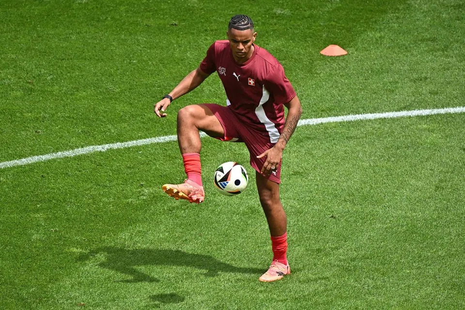 Pemain pertahanan Manuel Akanji merupakan tunggak kekuatan pasukan Switzerland.