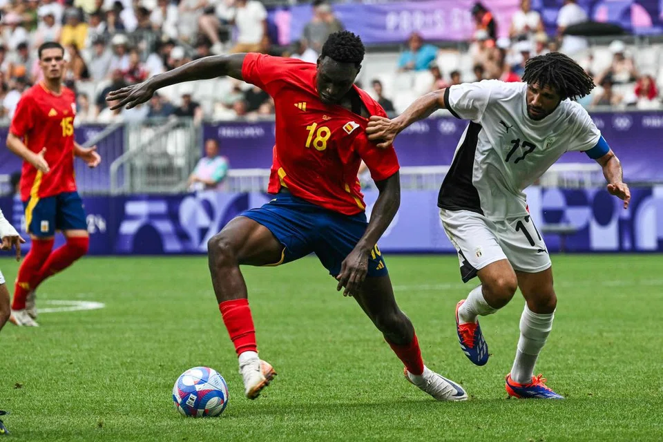 Penyerang Sepanyol Samu Omorodion (kiri) menjadi sasaran Chelsea. 