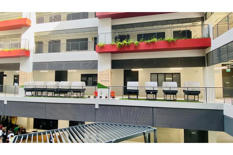 d653f5df-d8c3-4421-a737-125cea7a2720