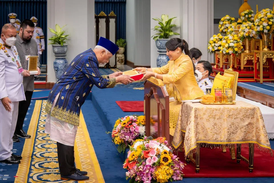 PERTAHANKAN KERJAYA: Nadiputra terharu sumbangannya diiktiraf namun beliau akur harus bekerja dengan lebih keras untuk mempertahankan kerjayanya selepas ini.