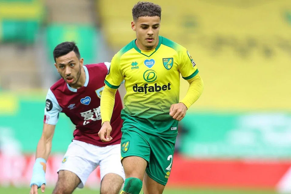 MAX AARONS (NORWICH) kanan. - Foto REUTERS