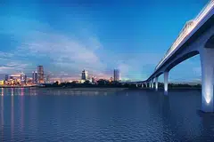 NILAI KONTRAK: Kontrak bernilai $180 juta yang ditawarkan kepada China Communications Construction Company Limited (cabang Singapura) termasuk bagi membina jejambat setinggi 25 meter di Selat Johor dan terowong kereta api. - Foto LTA