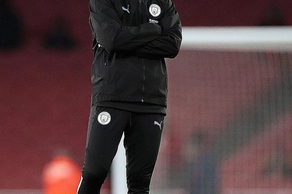 TIDAK DILARANG: Arteta telah mengadakan perbincangan bersama kelab lamanya Arsenal dan bosnya Pep Guardiola berkata beliau tidak akan menghalangnya meninggalkan Manchester City. - Foto REUTERS