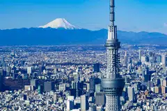 Tokyo Skytree menara penyiaran setinggi 634 meter ini menjadi ikon Tokyo.