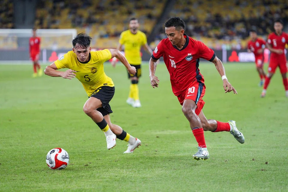 Skuad Singa, ujian, Gavin Lee