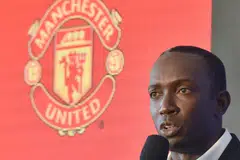 LEGENDA UNITED: Yorke di sidang akhbar pertandingan Piala Juara-Juara Antarabangsa (ICC) pada Oktober lalu, akan beraksi di padang Stadium Negara untuk pertarungan 'Battle of the Reds' pada 16 November ini. - Foto fail