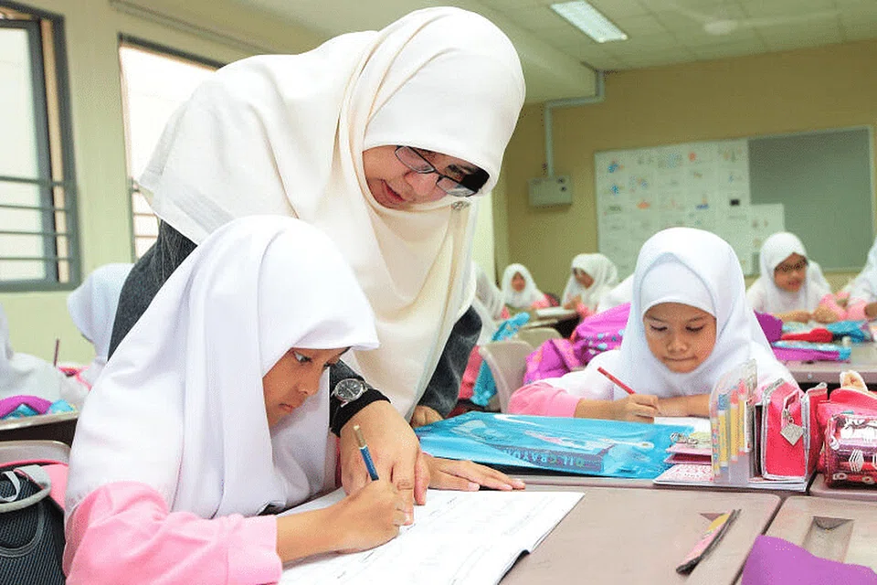 Madrasah dan Muis telah meningkatkan usaha untuk menyokong pelajar yang mengambil PSLE mereka tahun ini. - Foto FAIL BH