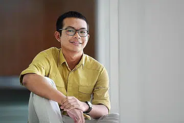 KEJAR IMPIAN: Encik Abdul Qayyum Mohamed Fazil bakal melanjutkan pendidikannya di Universiti St Andrew's di Scotland dalam jurusan Pembelajaran Timur Tengah dan Bahasa Arab. - Foto BH oleh ALPHONSUS CHERN