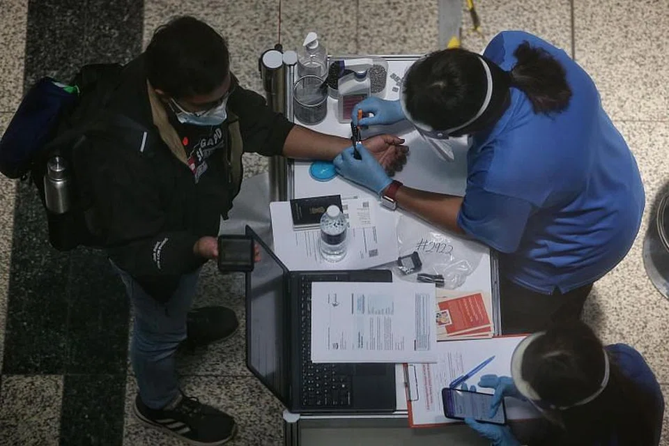 Dua daripada lima kes import baru merupakan penduduk tetap di sini. 