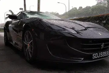 FERRARI PORTOFINO: Model permulaan dalam senarai kereta mewah Ferrari. - Foto ADLI YASHIR KUCHIT